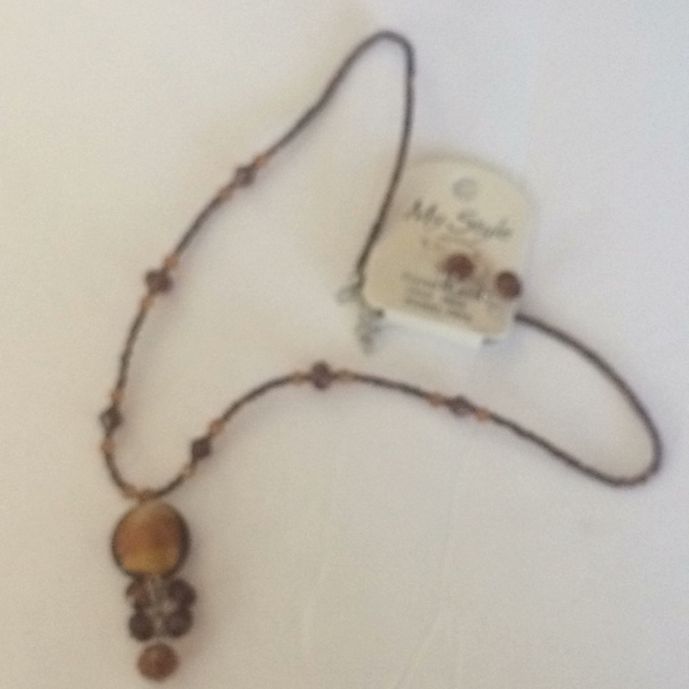 NEW necklace and earring set